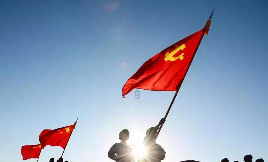 动漫人物吃东西