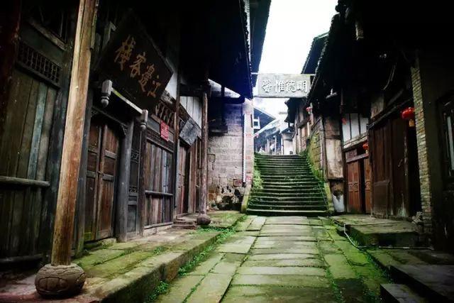 潍坊市坊子区：立功喜报送上门 军人之家享荣光